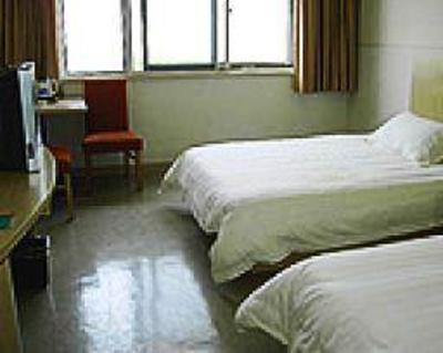 фото отеля Jinjiang Inn (Suzhou New District Tayuan Road)