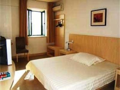 фото отеля Jinjiang Inn (Suzhou New District Tayuan Road)