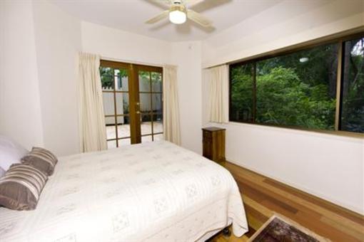 фото отеля Montville Attic