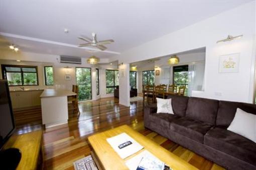 фото отеля Montville Attic