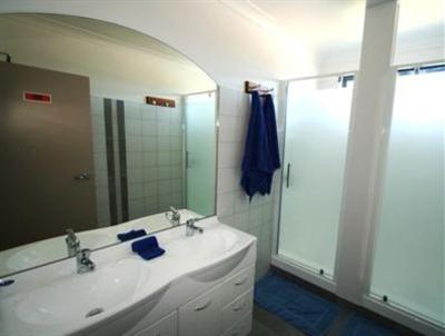 фото отеля Turtle Cove Accommodation