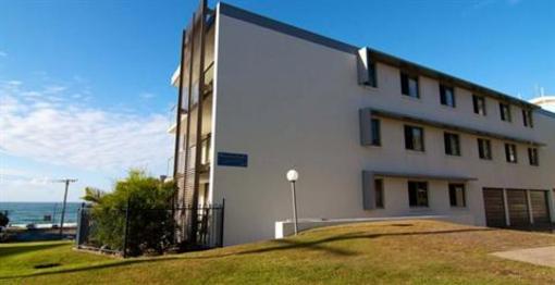 фото отеля Merrima Court Holiday Apartments Caloundra