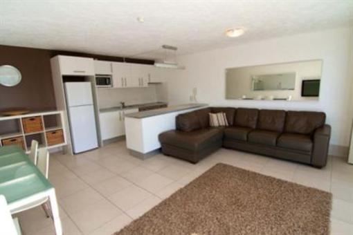 фото отеля Merrima Court Holiday Apartments Caloundra