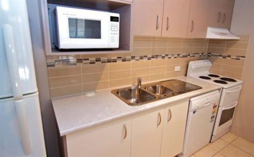 фото отеля Merrima Court Holiday Apartments Caloundra