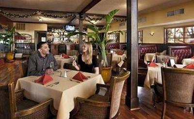фото отеля BEST WESTERN PLUS Encina Lodge and Suites