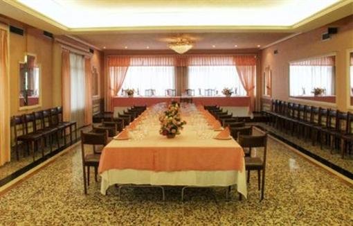 фото отеля Hotel Restaurant Royal