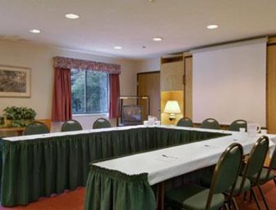 фото отеля Baymont Inn and Suites Logan