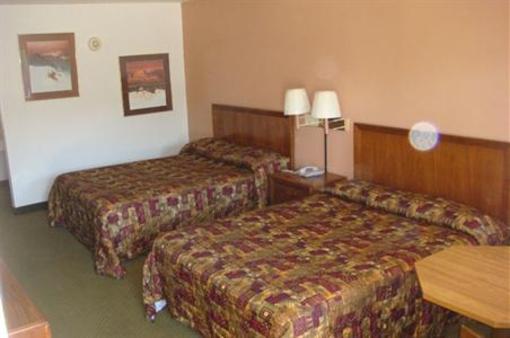 фото отеля Carlsbad Continental Inn