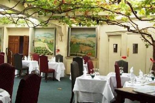 фото отеля Grapevine Hotel