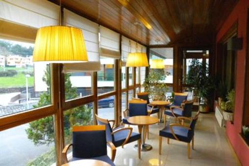 фото отеля Apartamentos Albatros Llanes