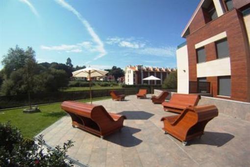 фото отеля Apartamentos Albatros Llanes