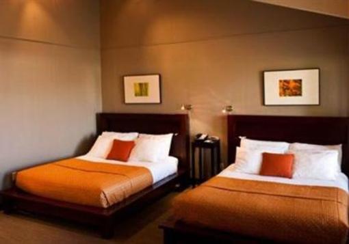 фото отеля Earthbox Motel & Spa