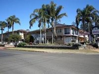 Clifford Park Holiday Motor Inn