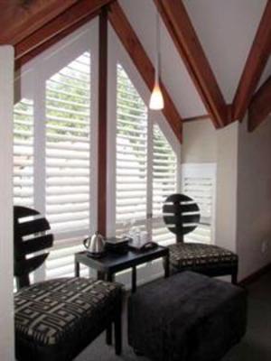 фото отеля River Meadow Manor