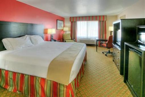 фото отеля Holiday Inn Express Hotel & Suites Tucumcari