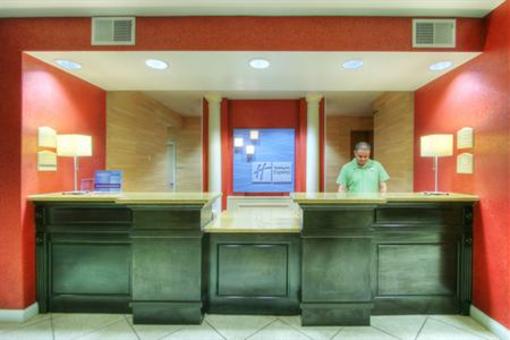 фото отеля Holiday Inn Express Hotel & Suites Tucumcari