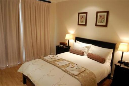 фото отеля Casa Valencia Guest House Cape Town