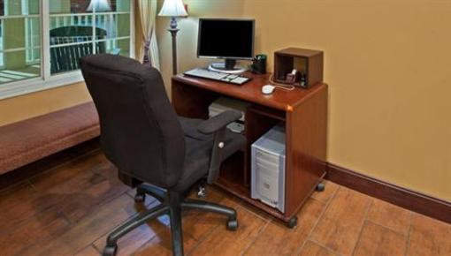 фото отеля Country Inn & Suites North Fort Wayne