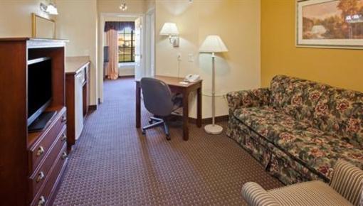 фото отеля Country Inn & Suites North Fort Wayne