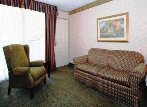 фото отеля Quality Inn Crawfordsville