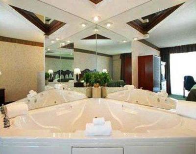 фото отеля Quality Inn Crawfordsville