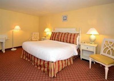 фото отеля Quality Inn and Suites Capitola By the Sea