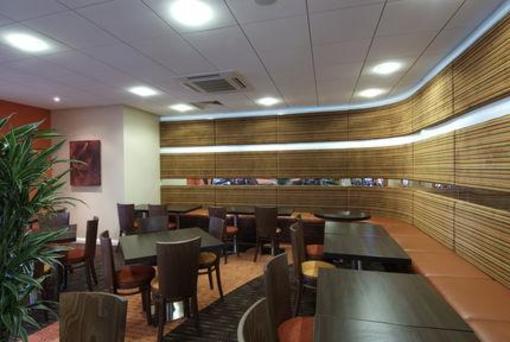 фото отеля Holiday Inn Express Slough