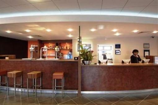 фото отеля Holiday Inn Express Slough