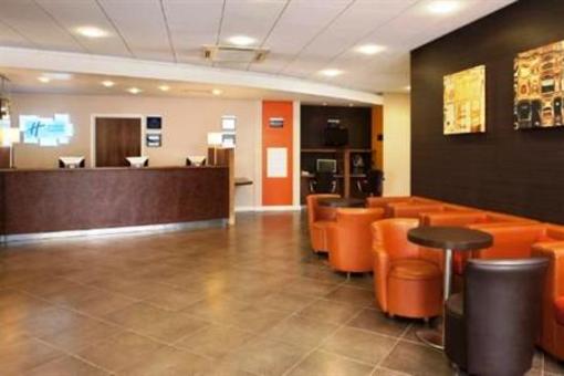 фото отеля Holiday Inn Express Slough