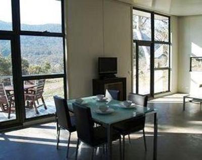 фото отеля Alpine Habitats Resort Jindabyne