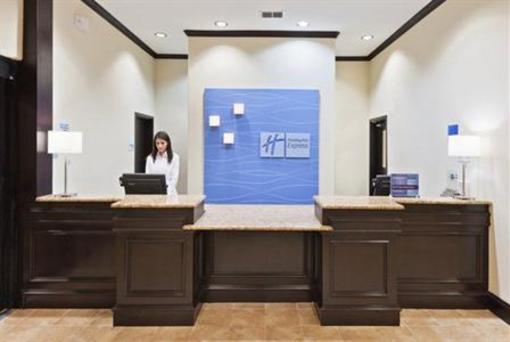 фото отеля Holiday Inn Express Hotel & Suites Brownfield