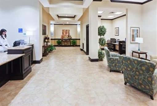 фото отеля Holiday Inn Express Hotel & Suites Brownfield