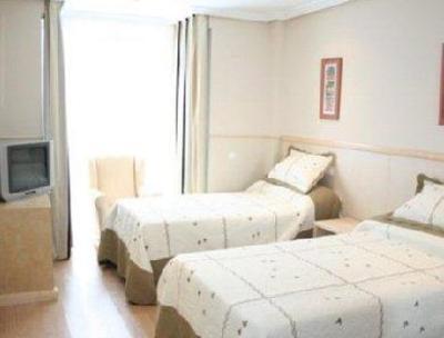 фото отеля A&H Suites Madrid