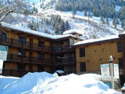 фото отеля Lift One Condominiums