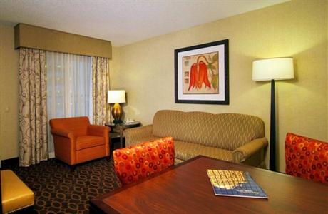 фото отеля Embassy Suites Hotel Charlotte