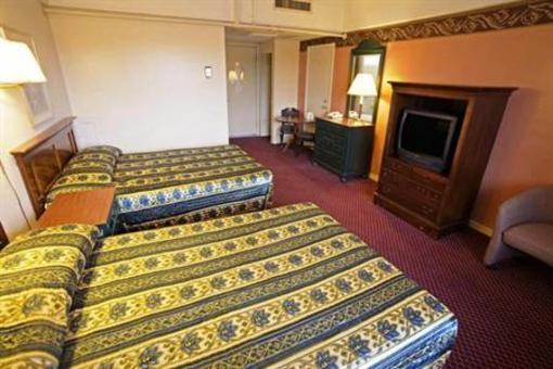 фото отеля Americas Best Value Inn Norfolk