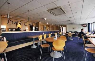 фото отеля Travelodge Hotel Slough