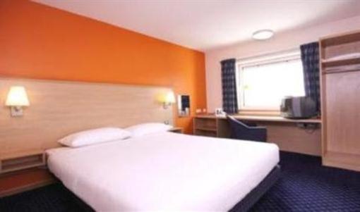 фото отеля Travelodge Hotel Slough