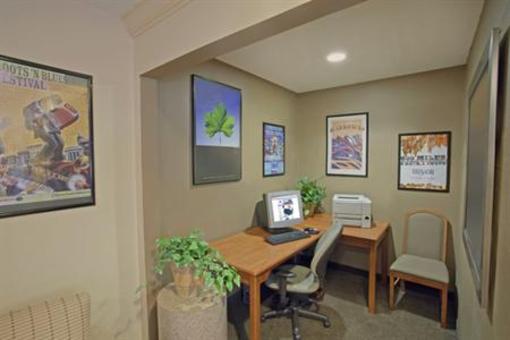 фото отеля Americas Best Value Inn Columbia (Missouri)