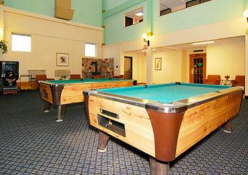 фото отеля Katahdin Inn and Suites
