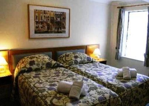 фото отеля Riverside House Hotel Cirencester