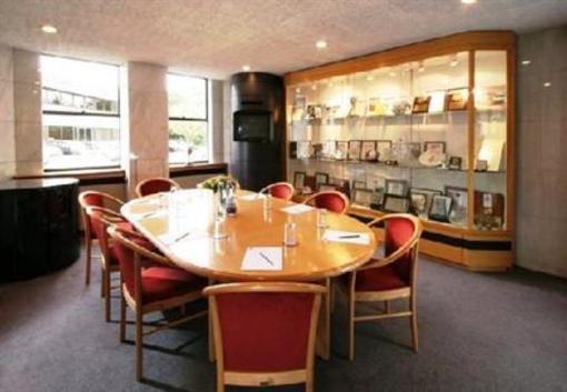 фото отеля Riverside House Hotel Cirencester