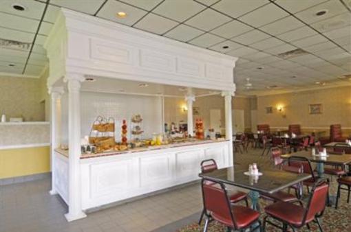 фото отеля Econo Lodge Hinesville
