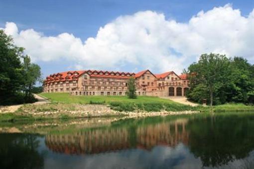 фото отеля Dolina Charlotty Resort & SPA