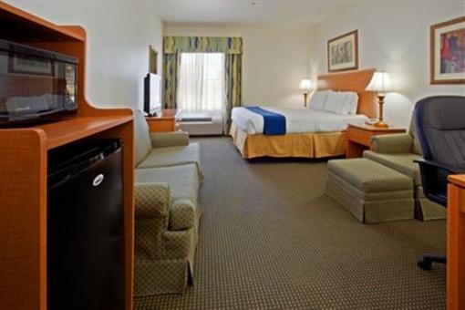 фото отеля Holiday Inn Express Hotel & Suites Columbus (Texas)