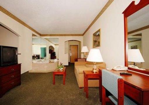 фото отеля Comfort Suites Effingham