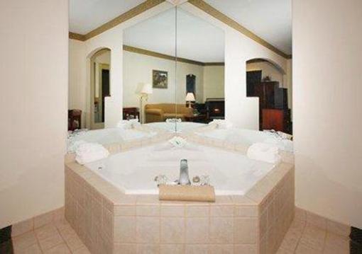 фото отеля Comfort Suites Effingham