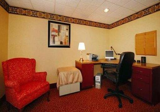 фото отеля Comfort Suites Effingham