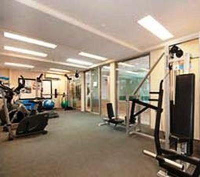 фото отеля Riverside Suites