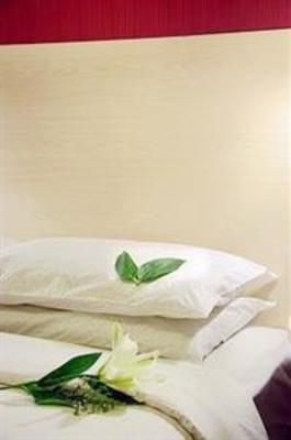 фото отеля Starway Champagne Town Hotel